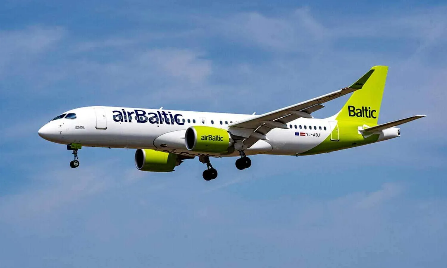 airBaltic A220-300 (Airbus)
