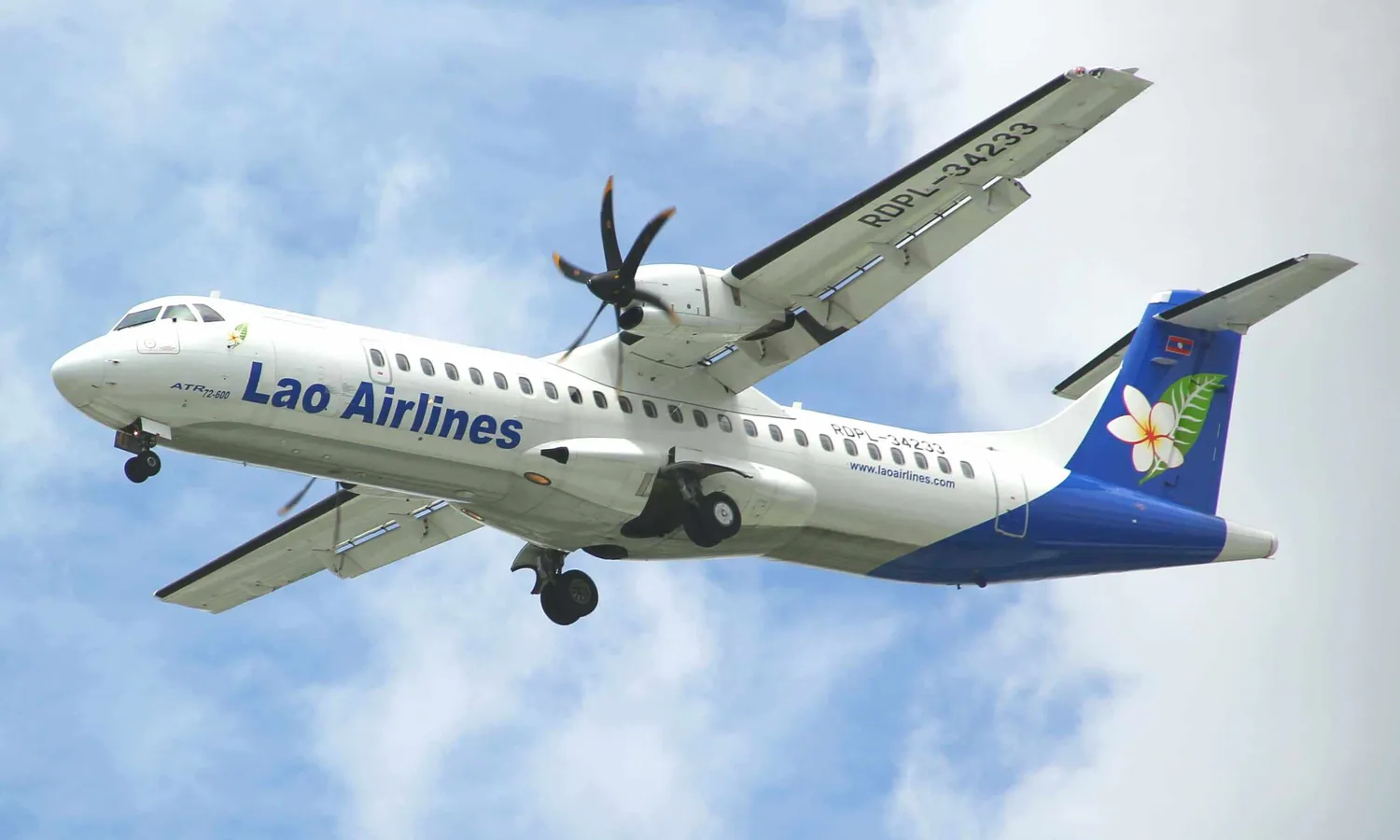Lao Airlines ATR 72-600 that crashed in 2013 (Blue Stahli Luân)