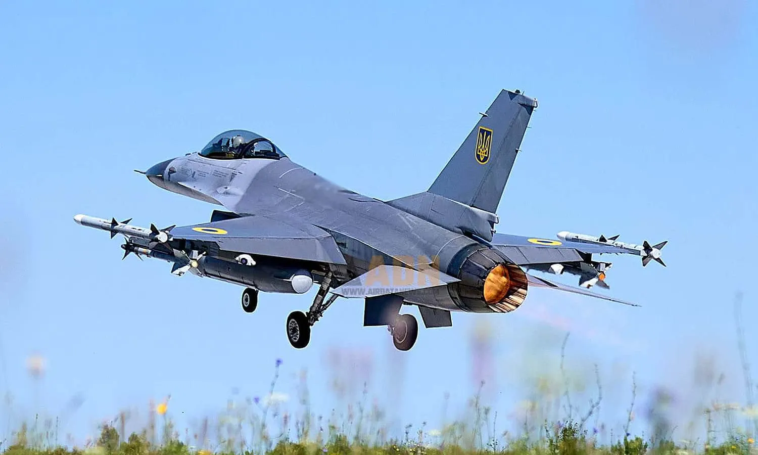 Ukrainian Air Force F-16 fighter (UG)