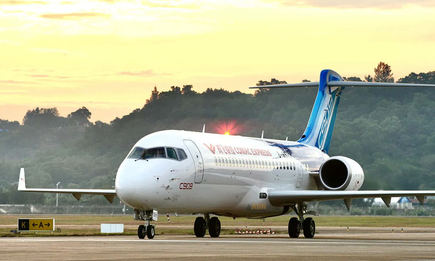 COMAC secures largest C909 order outside China