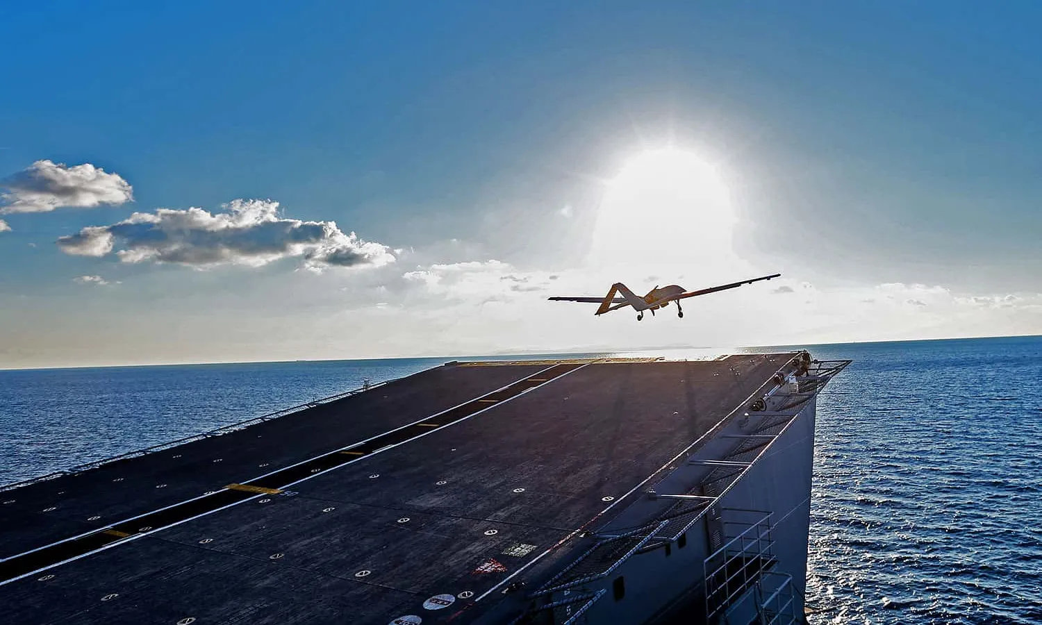 The Bayrakter TB3 UAV takes off from the Sky Ramp of the aircraft carrier Anadolu (Baykar)