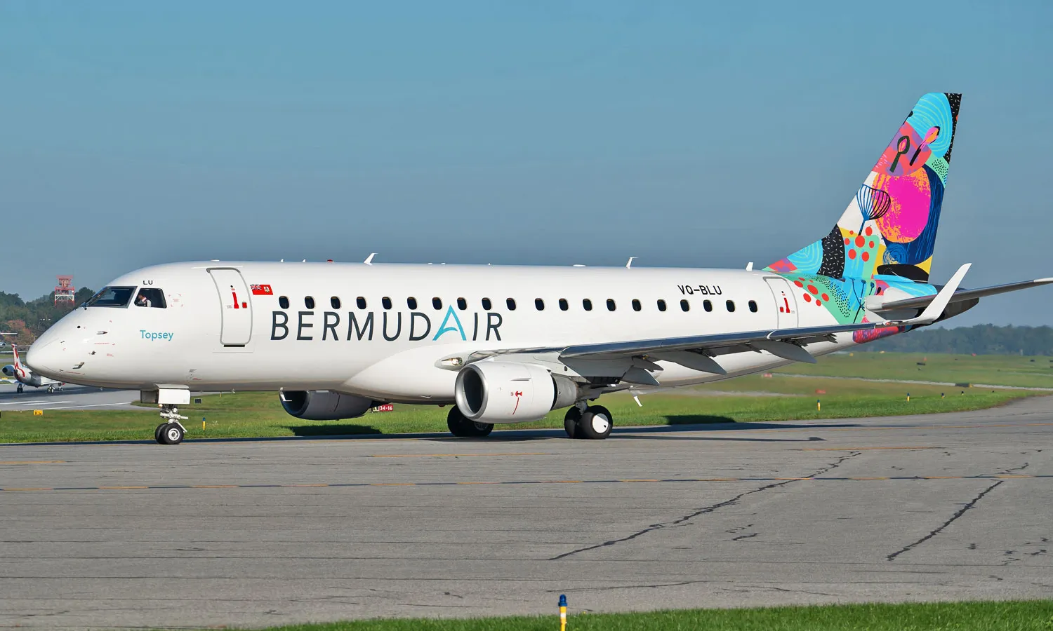 BermudAir Embraer E175 (Dave Montiverdi)