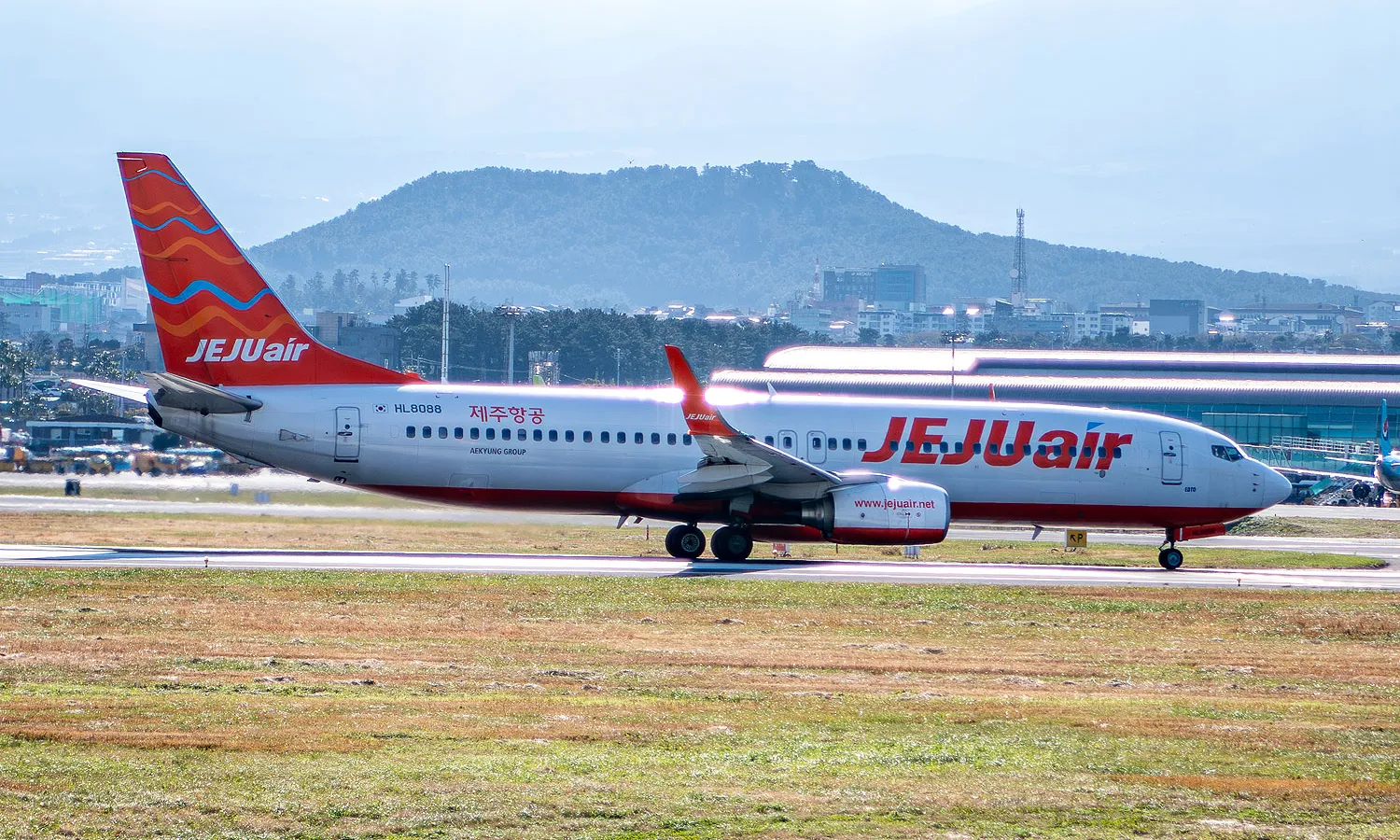 Jeju Air Boeing 737-800 HL8088 (정찬송)
