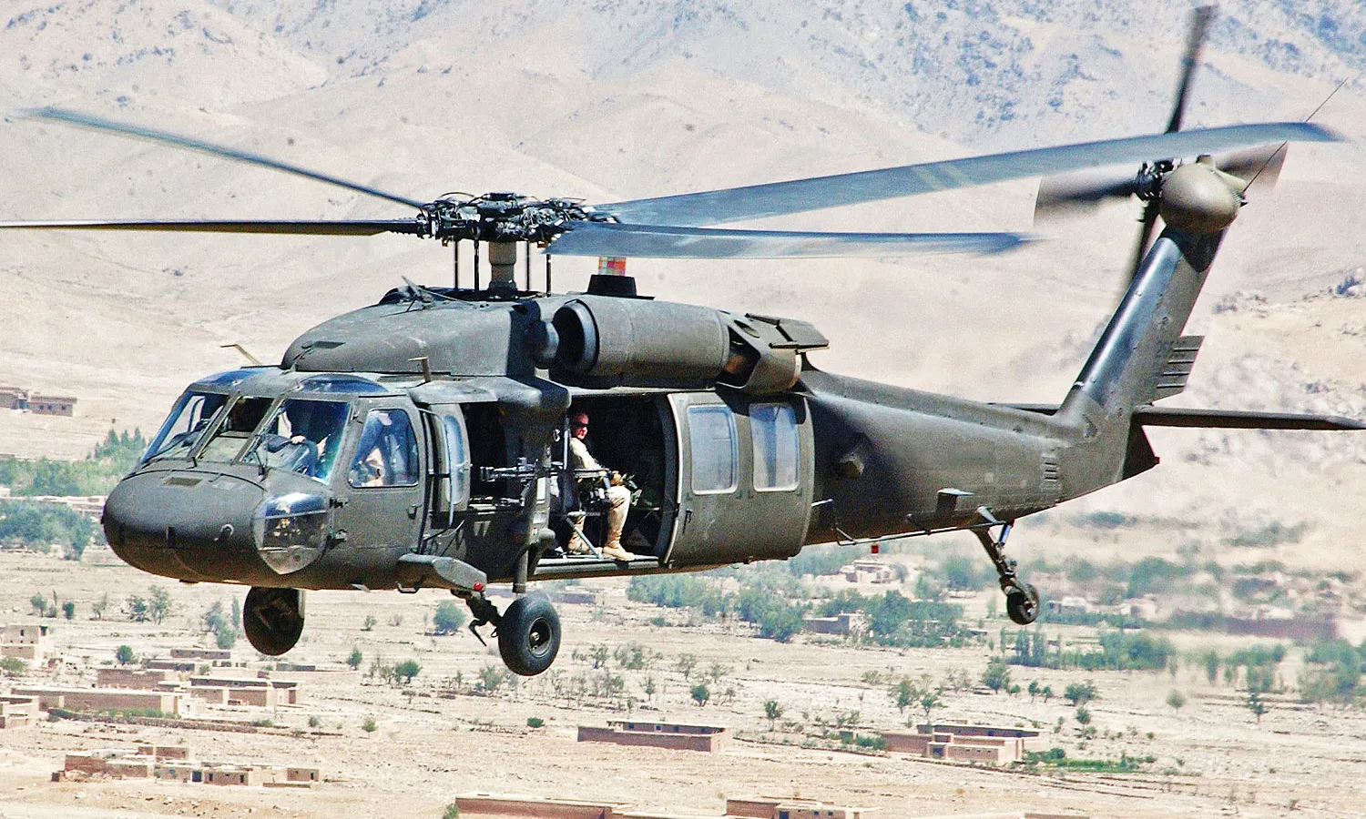 UH-60 Black Hawk (Sikorsky)