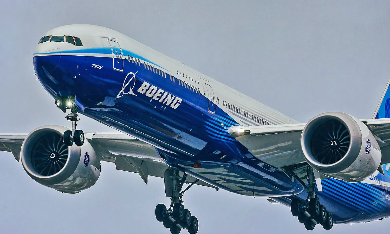 Boeing 777-9 test aircraft (Dave Sizer)