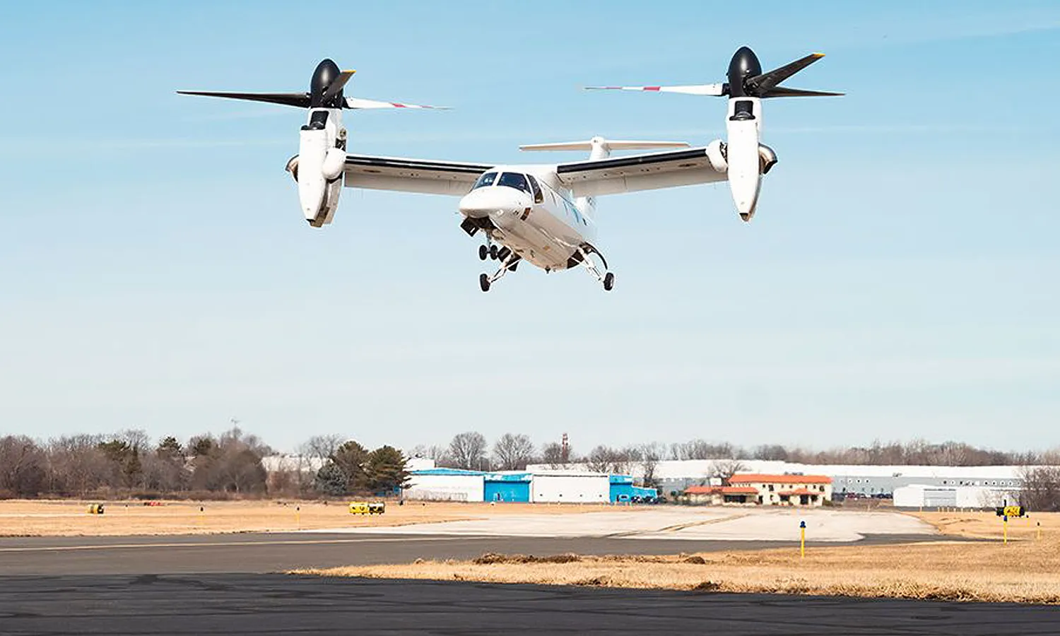 First familiarization flight for FAA pilots with the AW609 tiltrotor in the USA (Leonardo)