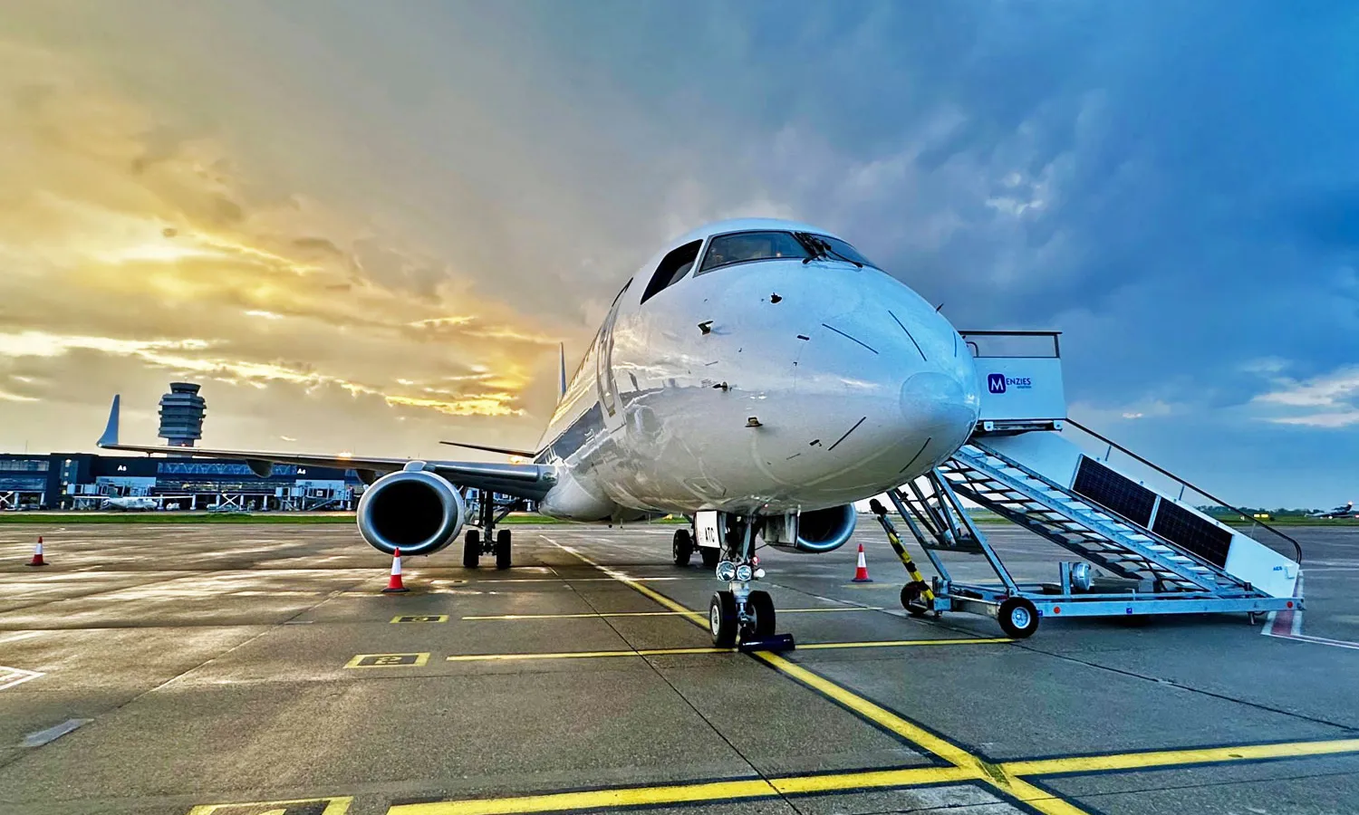 Air Serbia E195 YU-ATC (Air Serbia)