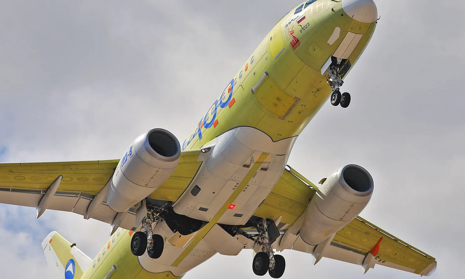 First all-Russian SJ-100 takes flight for the first time (UAC)