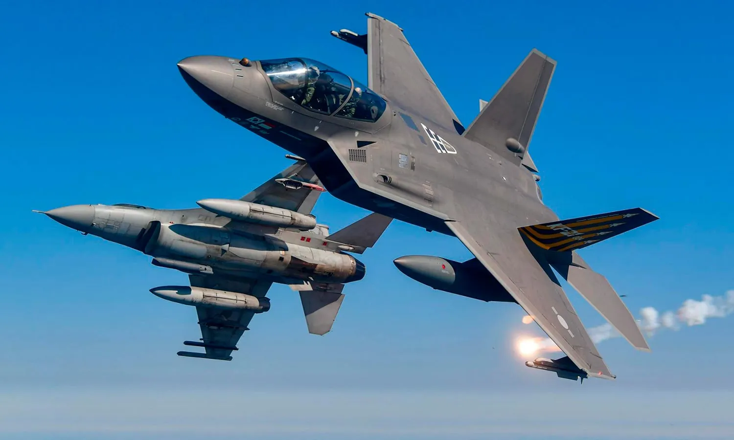 KF-21 and F-16 fighters (ROKAF)