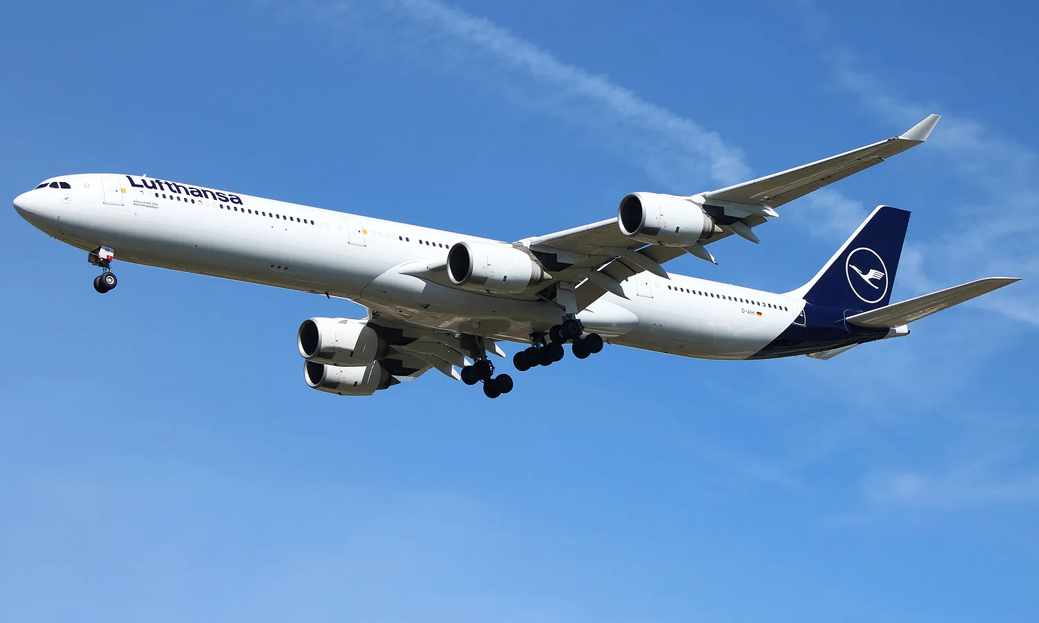 Lufthansa will extend A340-600 operation until 2026 and keep the A380 for longer