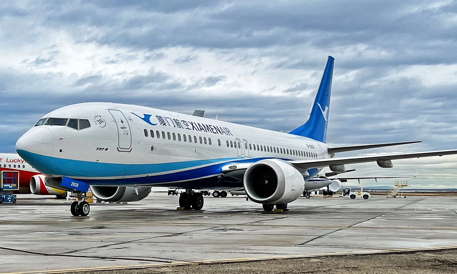 Xiamen Airlines Boeing 737 MAX 8 (Mark Murdoch)