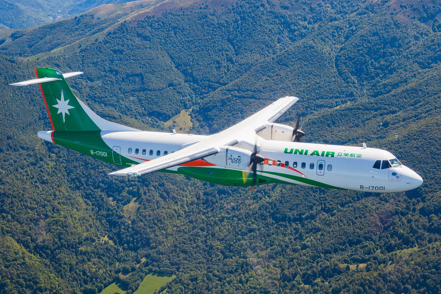 UNI Air ATR 72-600 (ATR)